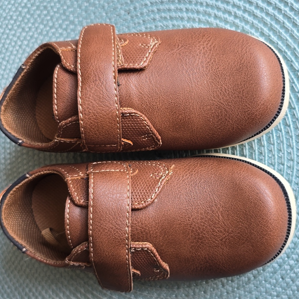 JUMPING BEANS BRAND TODDLER BOYS BROWN VELCRO SHOES SIZE 8T